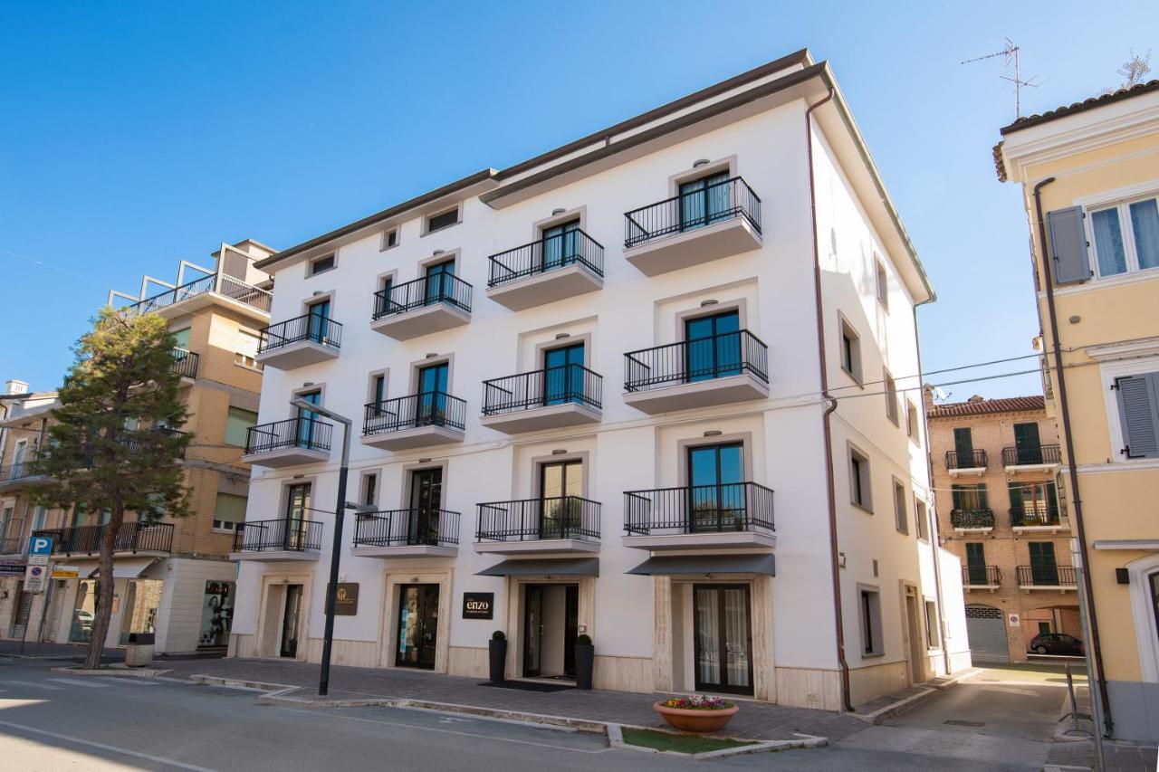 Hotel Enzo Porto Recanati Exterior foto