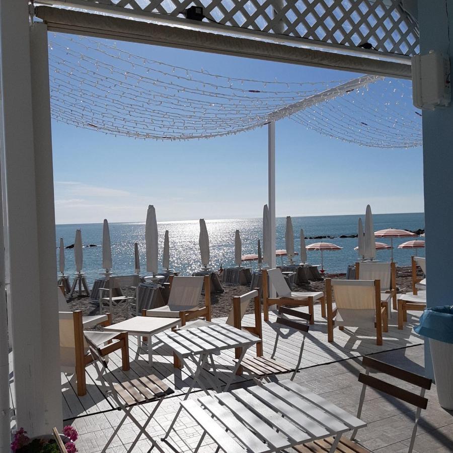 Hotel Enzo Porto Recanati Exterior foto
