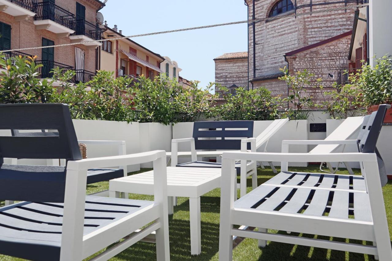 Hotel Enzo Porto Recanati Exterior foto